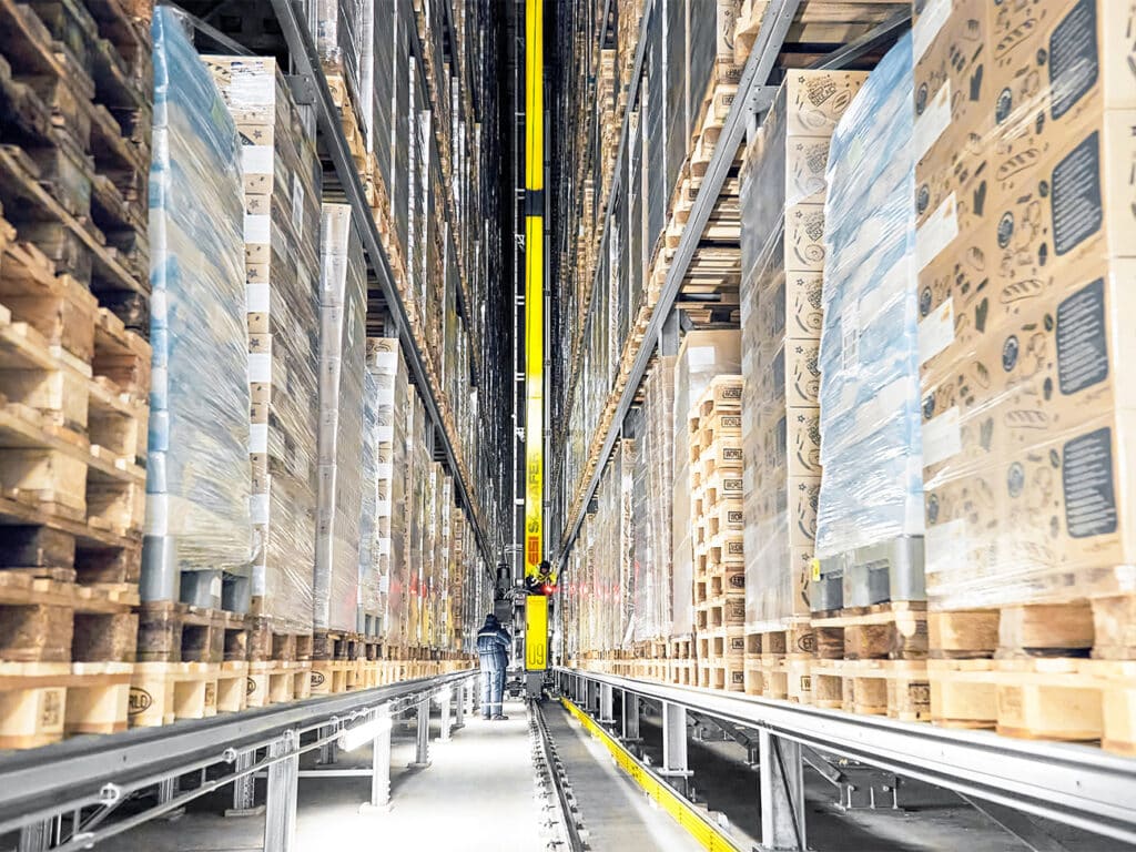 Van manueel naar volledig automatisch magazijn 8
