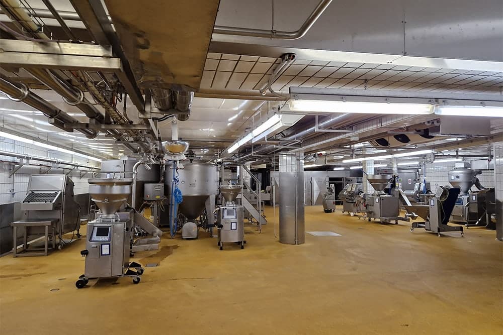 MEGA veiling van assets The Family Butchers in Vörden door Industrial Auctions 1